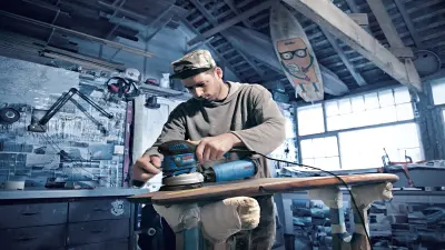 Bluelook_keyvisual_wood sanding