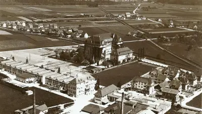 Die Luftaufnahme von Flugpionier Walter Mittelholzer zeigt die Scintilla AG in Solothurn.