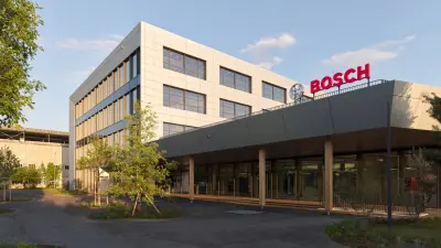 2025 - Bosch Schweiz hat ihren neuen Hauptsitz in Zuchwil offiziell eröffnet. Nach dreijähriger Bauzeit ist der CO₂-neutral betriebene Neubau in Holzbauweise fertiggestellt. Er beheimatet sowohl die Zentrale von Bosch Schweiz als auch den Hauptsitz des weltweit tätigen Produktbereichs Bosch Power Tools Accessories, Scintilla AG.